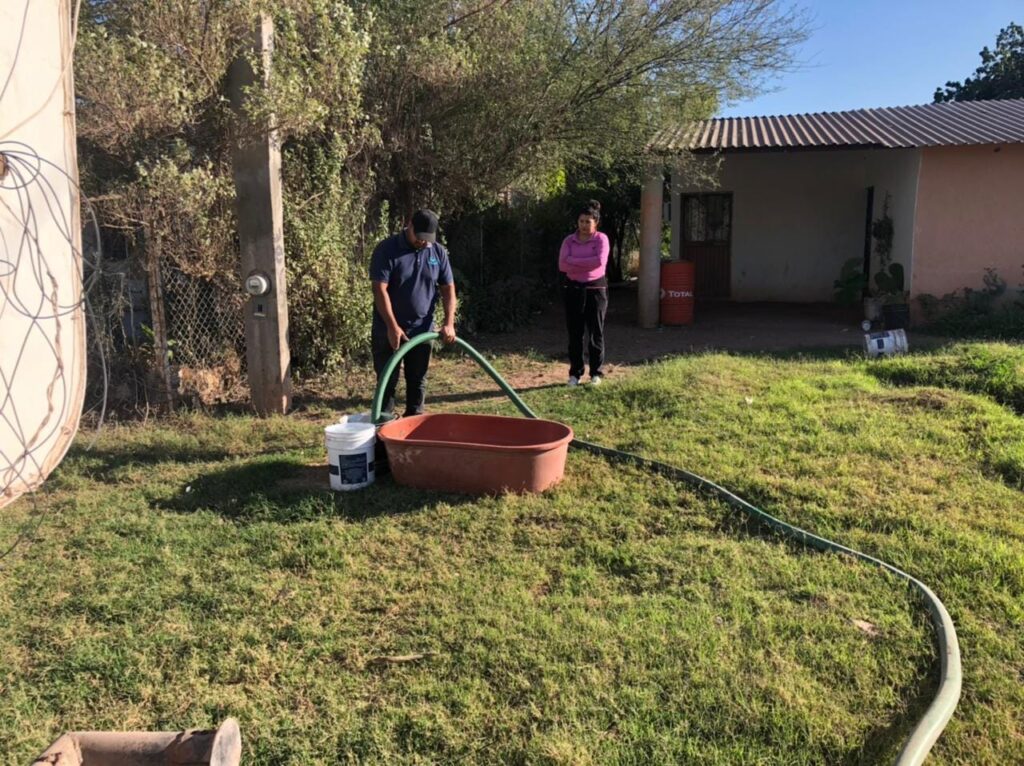 OOMAPASC LLEVA AGUA A TESOPOBAMPO, POR REPARACIONES